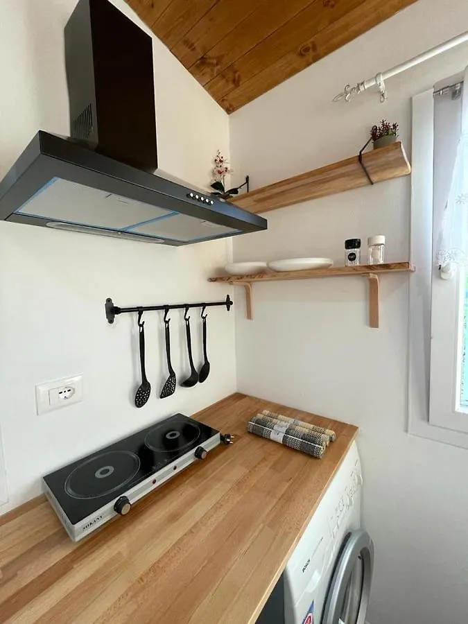 Cozy Wooden House Villa Durres
